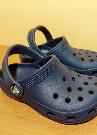 Детские сланцы crocs.