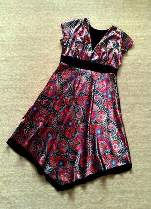 38-40р. цветное атласное платье с асимметричным подолом и трикотажной спинкой1 фото