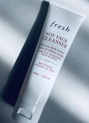 Fresh soy makeup removing face wash гель для умывания