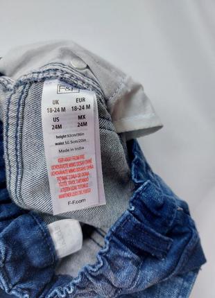 Крутые джинсы узкачи скинни с нашивками f&f 2 года рост 926 фото