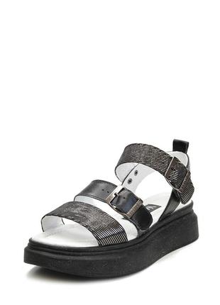 Босоніжки з пряжками сірі чорні срібло натуральна шкіра товста підошва