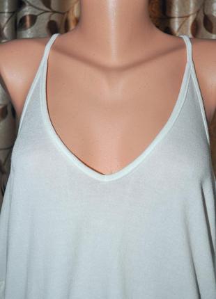 Оригінальна біла блуза boohoo з відкритими плечима8 фото