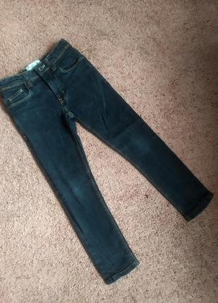 Классные джинсы скини брюки штаны на 7-8 лет.1 фото