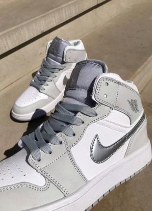 Женские кроссовки nike air jordan 1 silver grey white 36-37-38-39-40-415 фото