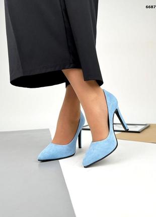 Туфлі-човники
на шпильці, блакитний, натуральна замша4 фото