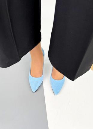 Туфлі-човники
на шпильці, блакитний, натуральна замша6 фото