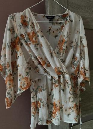 Ніжна квіткова легка блуза1 фото