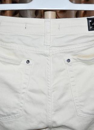 Стильные белые стрейч джинсы zara с чёрными лампасами5 фото