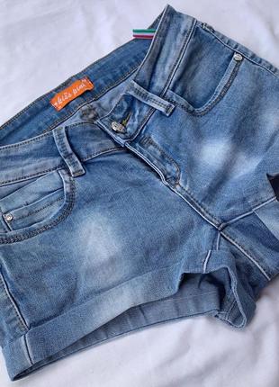 Джинсові шорти