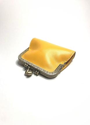 Шкіряний гаманець жовтий1 фото