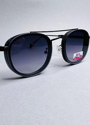 Сонцезахисні окуляри квадратні