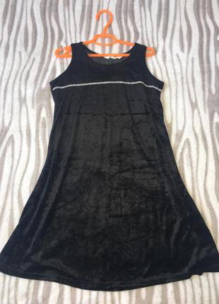 Платье сарафан велюровое на 134-140 р.