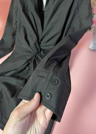 Чёрное платье рубашка с вырезом и узлом4 фото