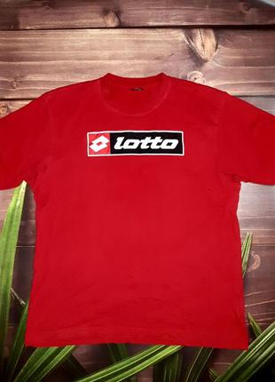 Мужская красная футболка lotto с большим лого