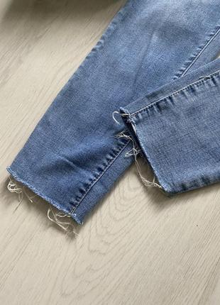 Базовые женские джинсы skinny с необработанным краем высокая посадка2 фото