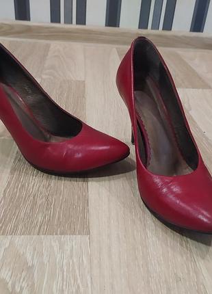 Туфли лодочки красные каблук