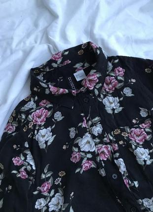 Квітчаста сукня-сорочка від hm 7