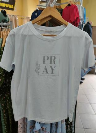 Футболки жіночі стильні літні4 фото