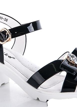 Шикарные качественные босоножки для модниц, стелка супинатор