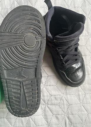 Кроссовки 5