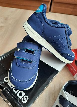 Adidas кроссовки 26