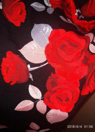 Красивенная юбка в сочные цветы,новая,46-485 фото