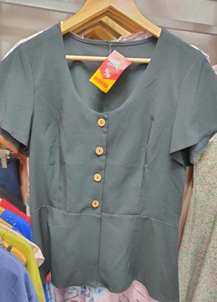Блуза жіноча на гудзики з баскою3 фото