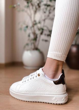 Жіночі шикарні кросівки 💣💣💣