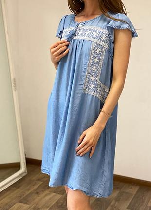 Милое платье с вышивкой old navy 2