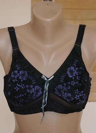 Бюстгальтер чорно-синій  на розмір 80 с без кісточок