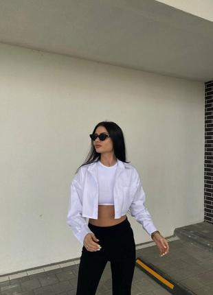 Укорочена біла сорочка