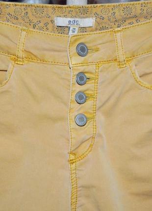 Стильні жіночі стрейч джинси edc