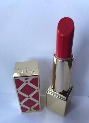 Помада  estee lauder  539 excite