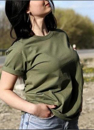 Женская футболка оверсайз, оливка, бутылочный цвет5 фото
