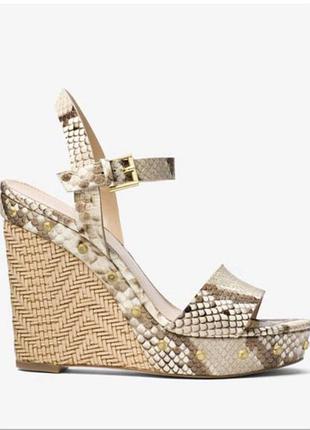 Босоножки michael kors размер 8,55 фото