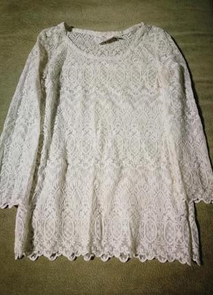 Ошатна мереживна блузка