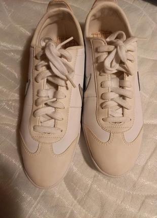 Кроссовки nike