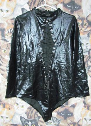 Боди со шнуровкой