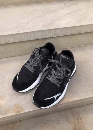 Кросівки nite jogger white/black кроссовки2 фото