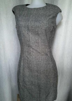 Женское короткое , платье в клетку по фигуре, принт гусиная лапка, сарафан1 фото