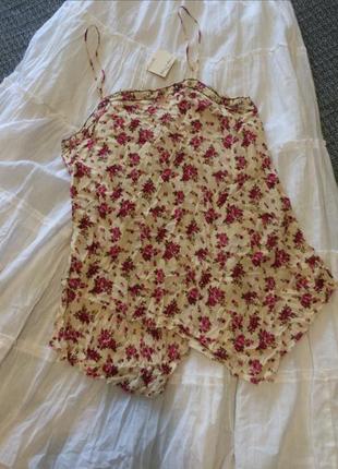 Майка маечка-блузочка на бретельках в цветочный принт вискоза франция