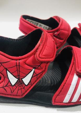 Adidas босоніжки spiderman