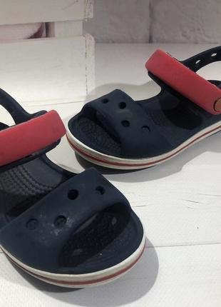 Crocs c9