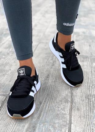 Стильные женские кроссовки adidas iniki чёрные с белым7 фото