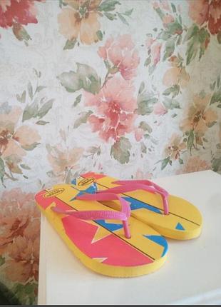 Яркие втетнамки