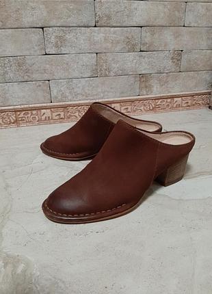 Кожаные  мюли