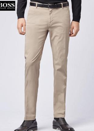 Комфортные хлопковые брюки чиносы бренда премиум класса из германии hugo boss.
