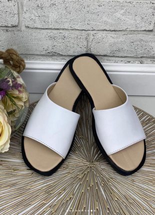 Жіночі шкіряні шльопанці різні забарвлення