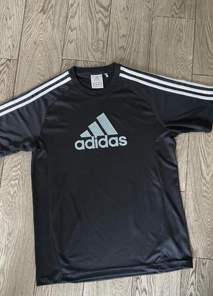 Футболка adidas