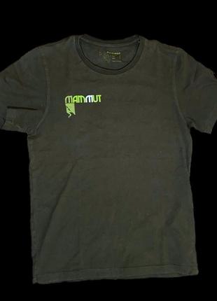 Футболка  mammut зелёная